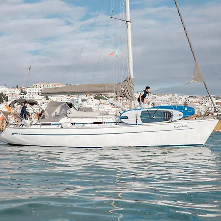 In A Yacht - Algarve Албуфейра