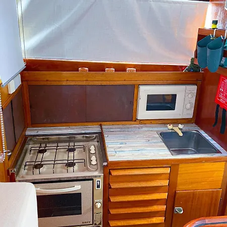 Hotel en barco In A Yacht - Algarve