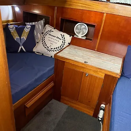 In A Yacht - Algarve Bådhotel