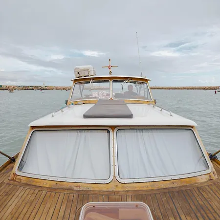 Bateau-hôtel In A Yacht - Algarve Albufeira
